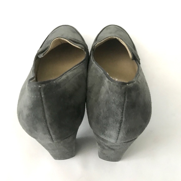 Adrienne Vittadini Pezant Grey Suede Heeled Loafer Style Pumps NWOT - Picture 8 of 13